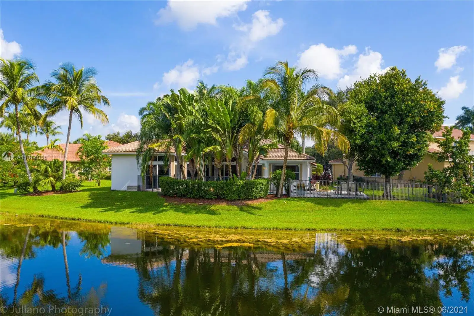 3719 Oak Ridge Cir, Weston FL 33331 photo 3