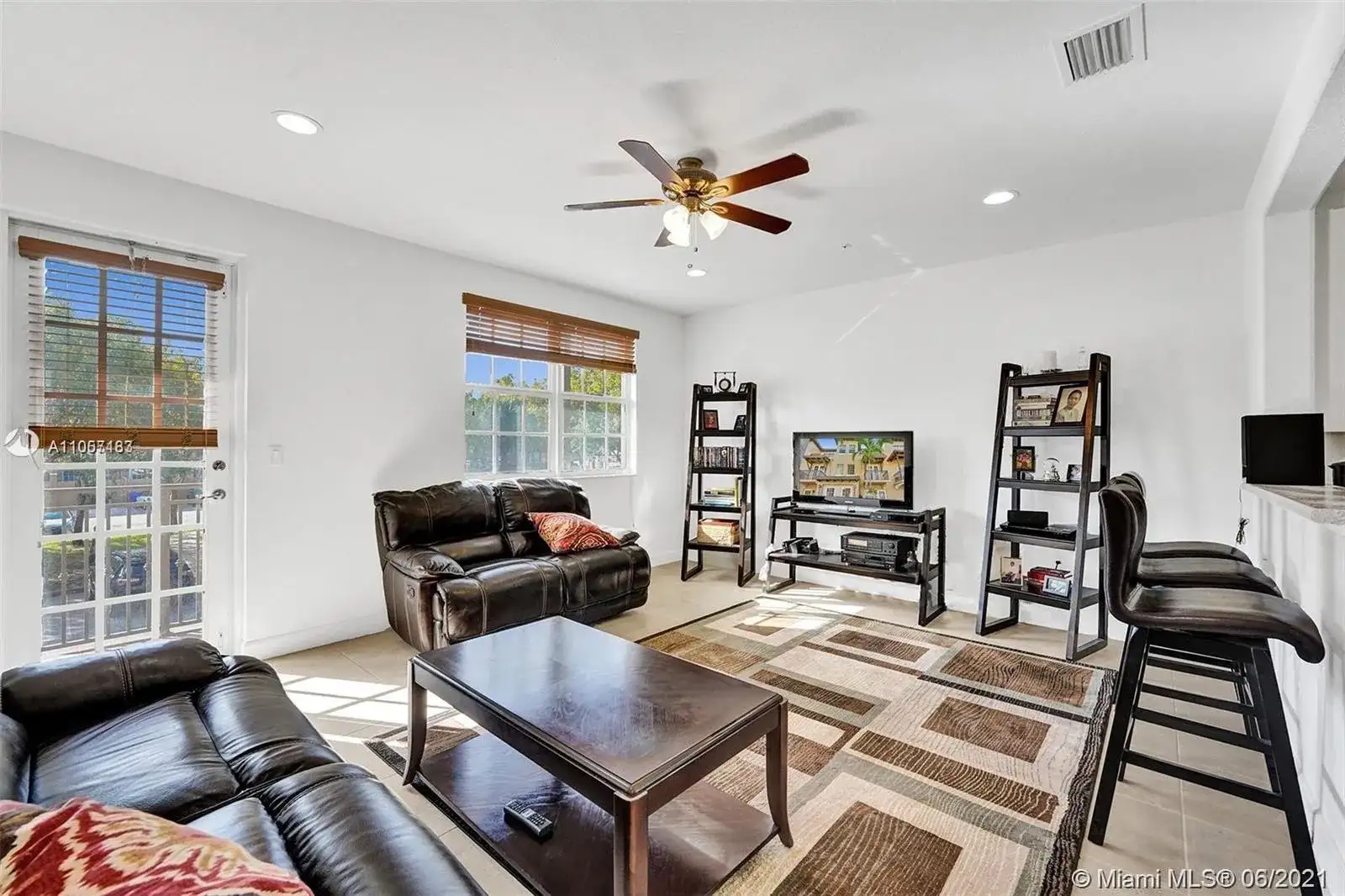 460 SW 147th Ave # 4605, Pembroke Pines FL 33027 photo 3