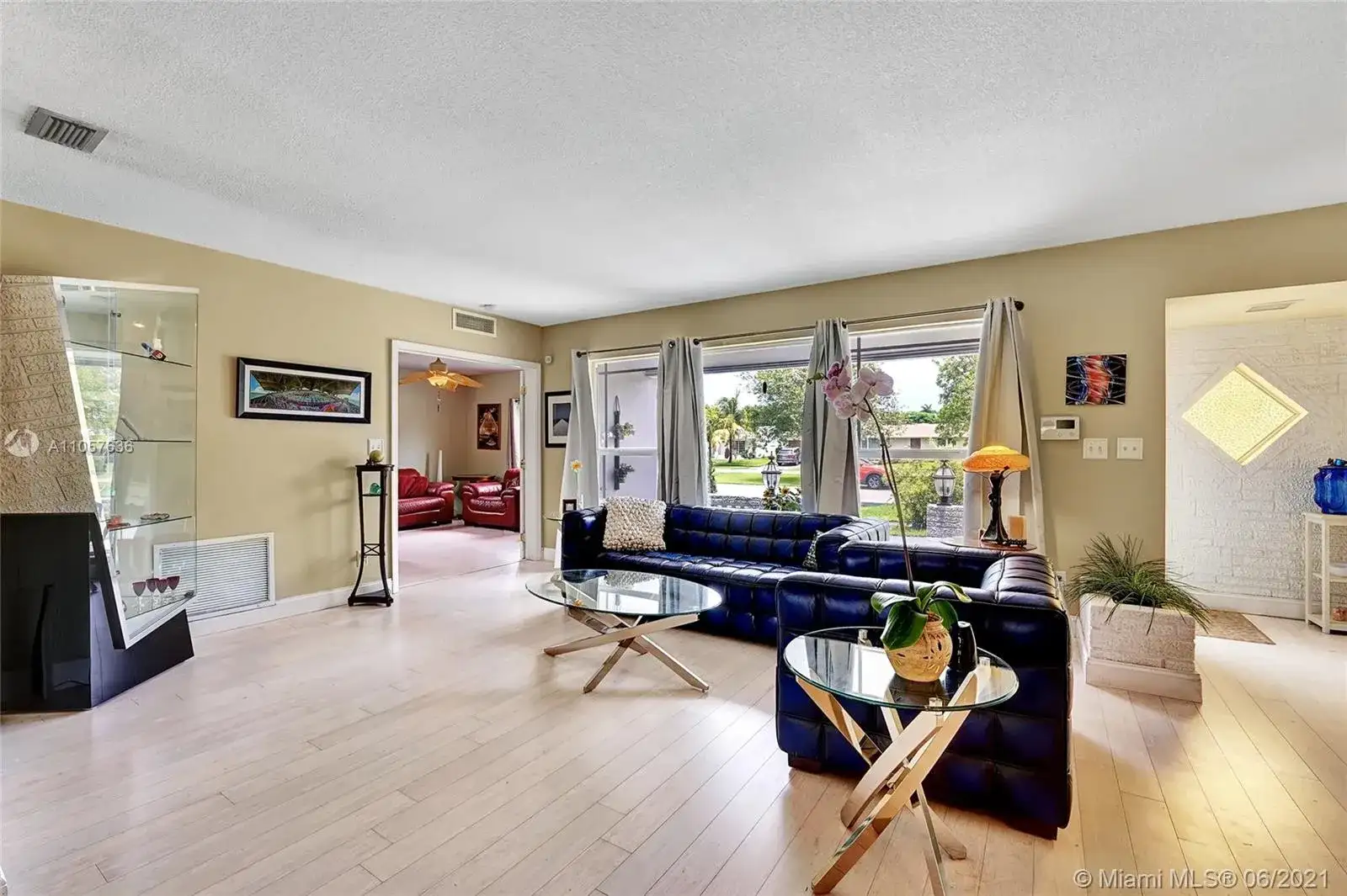 714 S Rainbow Dr, Hollywood FL 33021 photo 3