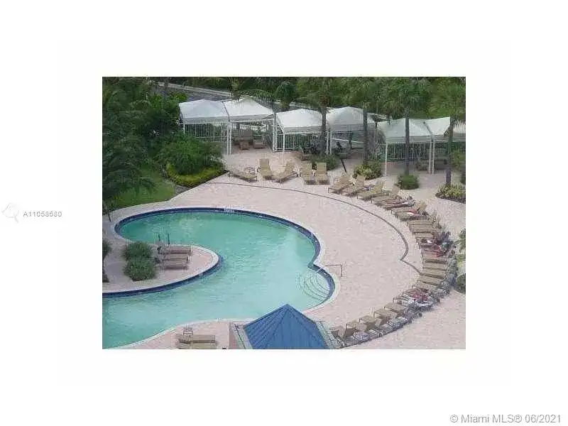 3340 NE 190th St # 1304, Aventura FL 33180 photo 4
