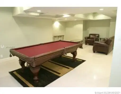 111 E Flagler St # 704, Miami FL 33131 photo 3