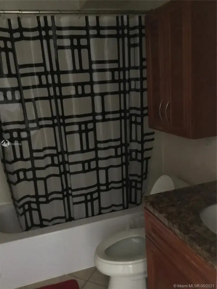 200 S Birch Rd # 211, Fort Lauderdale FL 33316 photo 3