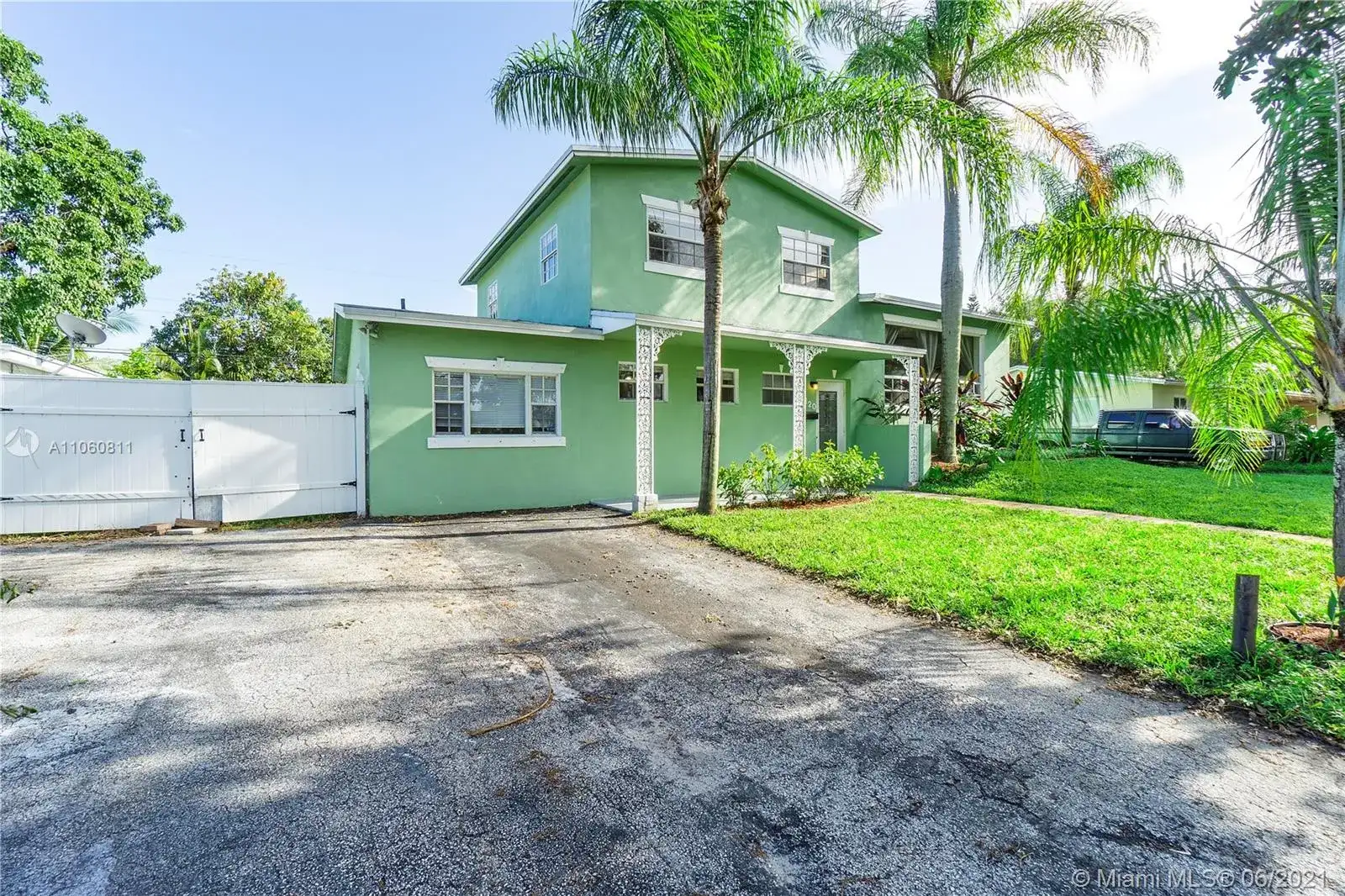 7120 Duval St, Hollywood FL 33024 photo 2