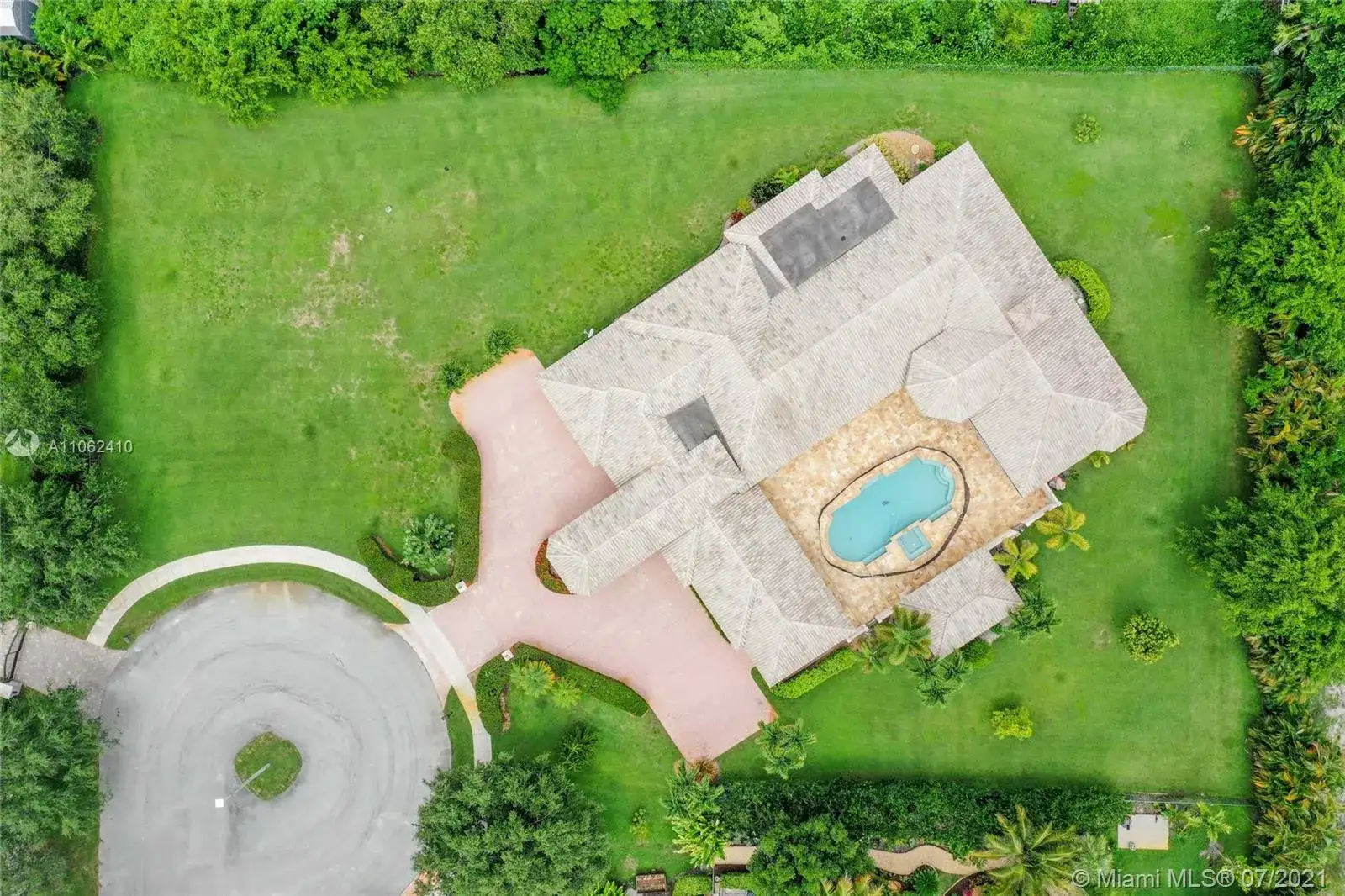 13751 Pine Meadow Ct, Davie FL 33325 photo 2