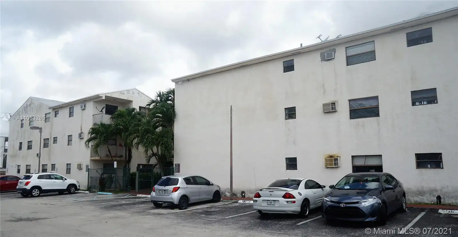 142 SW 18th Ave # 31, Miami FL 33135 photo 2