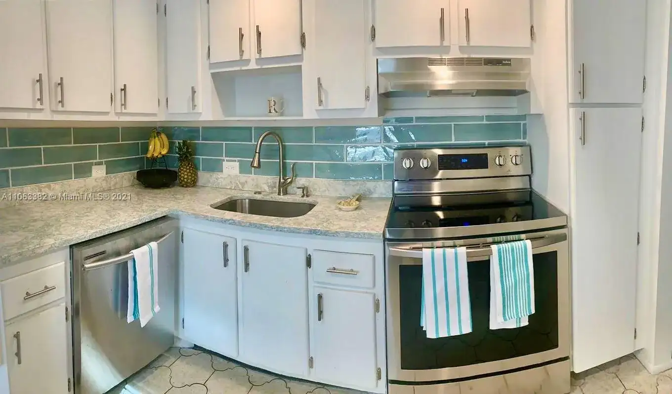 3301 N Country Club Dr # 612, Aventura FL 33180 photo 3