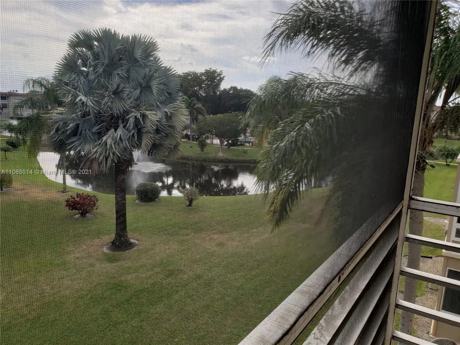 4700 NW 35th St # 602, Lauderdale Lakes FL 33319 photo 5