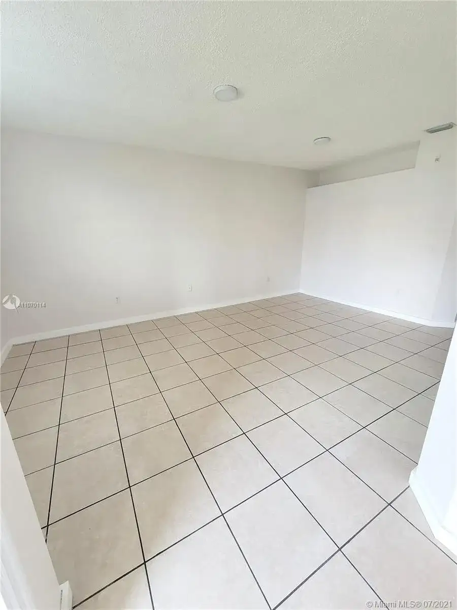 2241 SE 24th Pl # 2241, Homestead FL 33035 photo 3