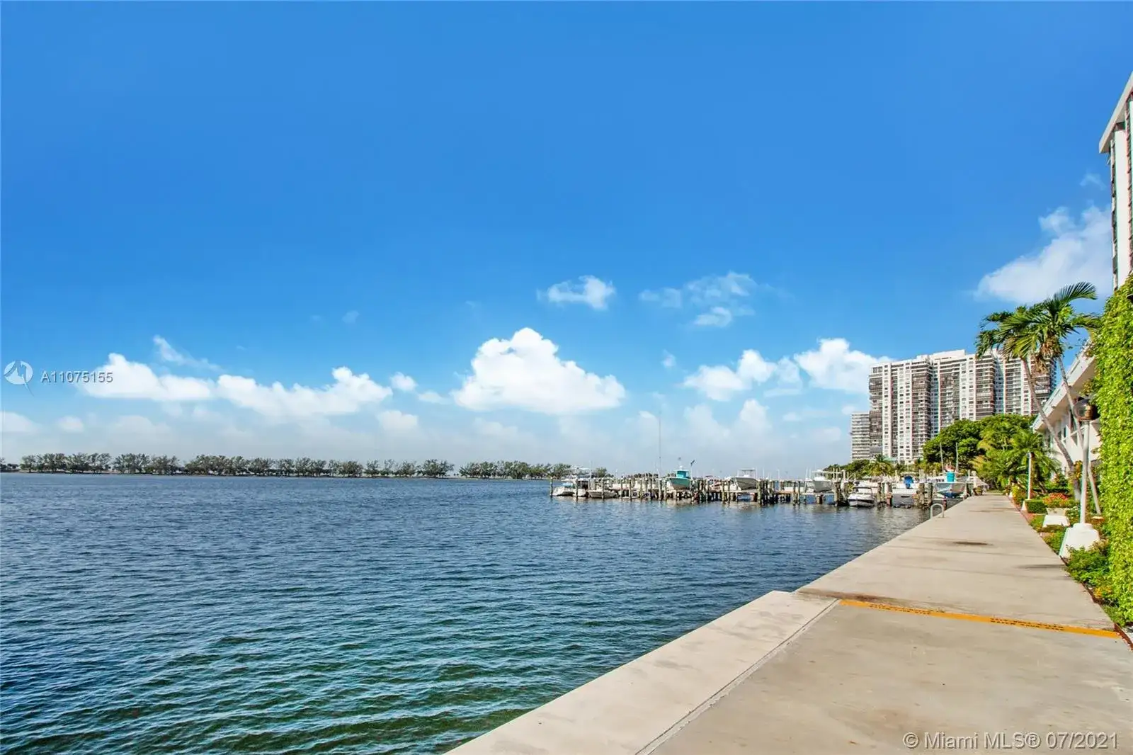 1925 Brickell Ave # 1812, Miami FL 33129 photo 2