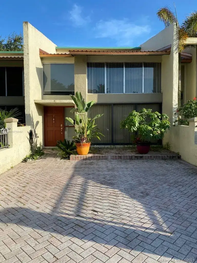 741 E Coco Plum Cir # 2, Plantation FL 33324 photo 2