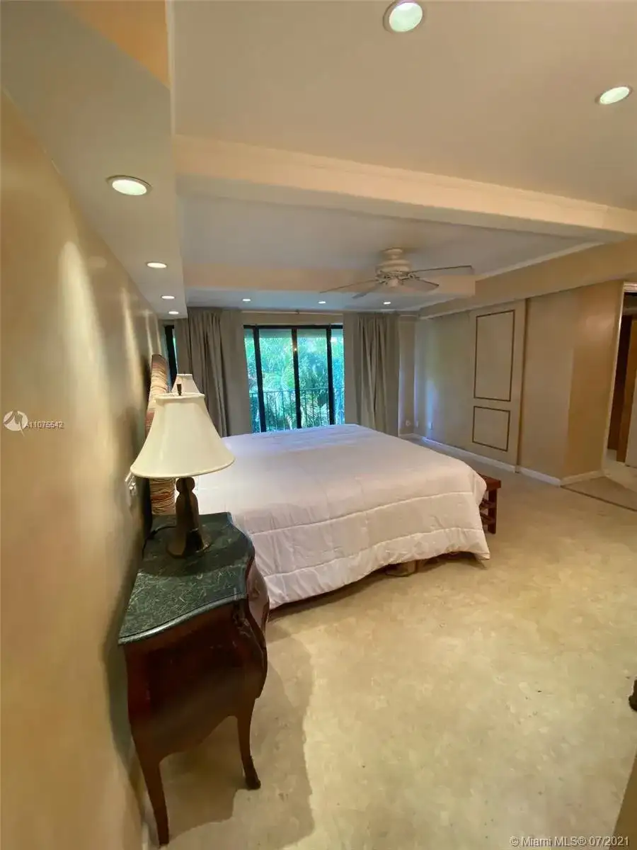 741 E Coco Plum Cir # 2, Plantation FL 33324 photo 4