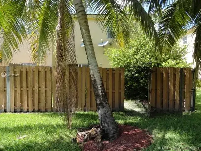 4144 NE 26th St, Homestead FL 33033 photo 3