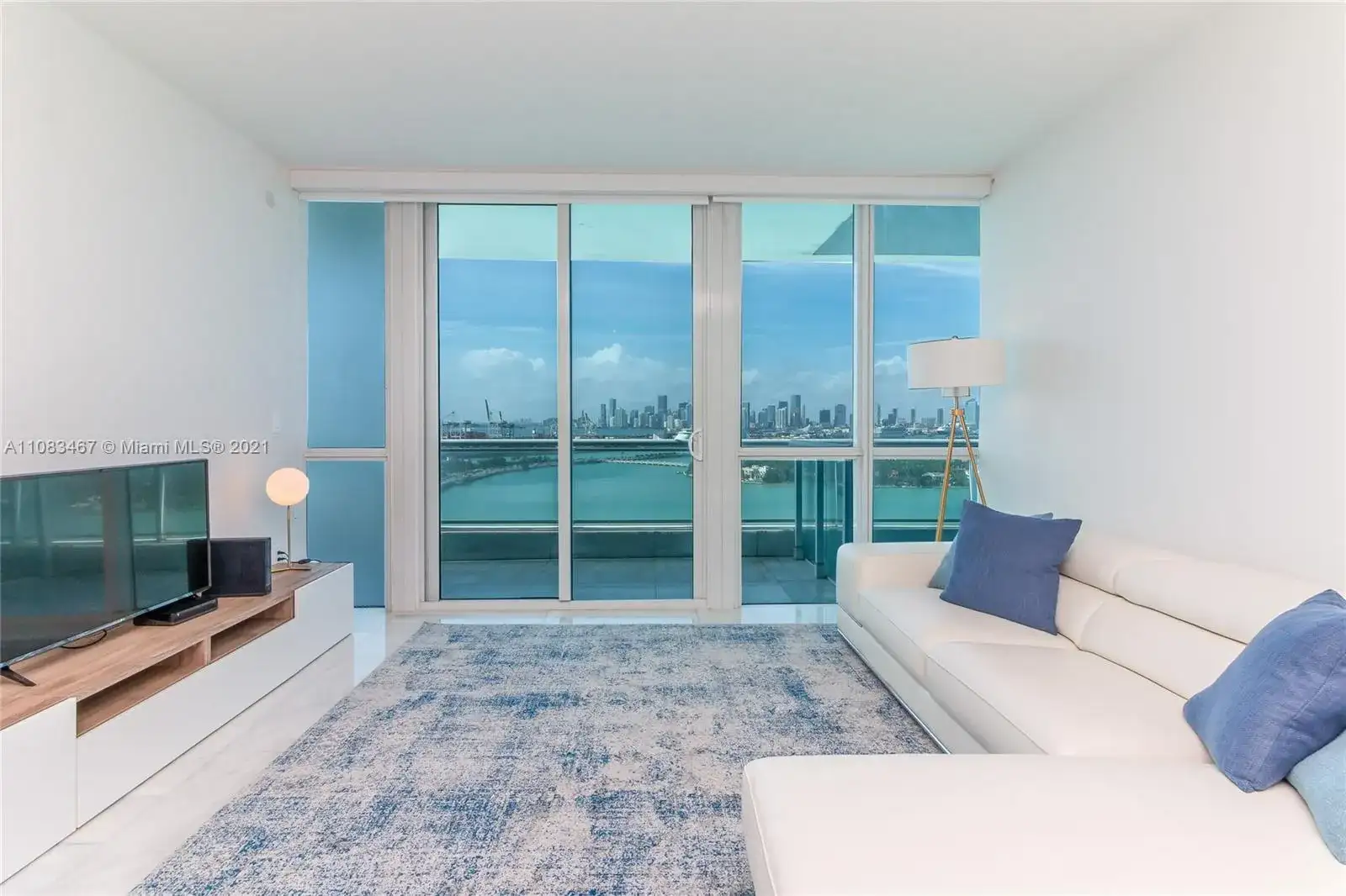 540 West Ave # 2211, Miami Beach FL 33139 photo 2