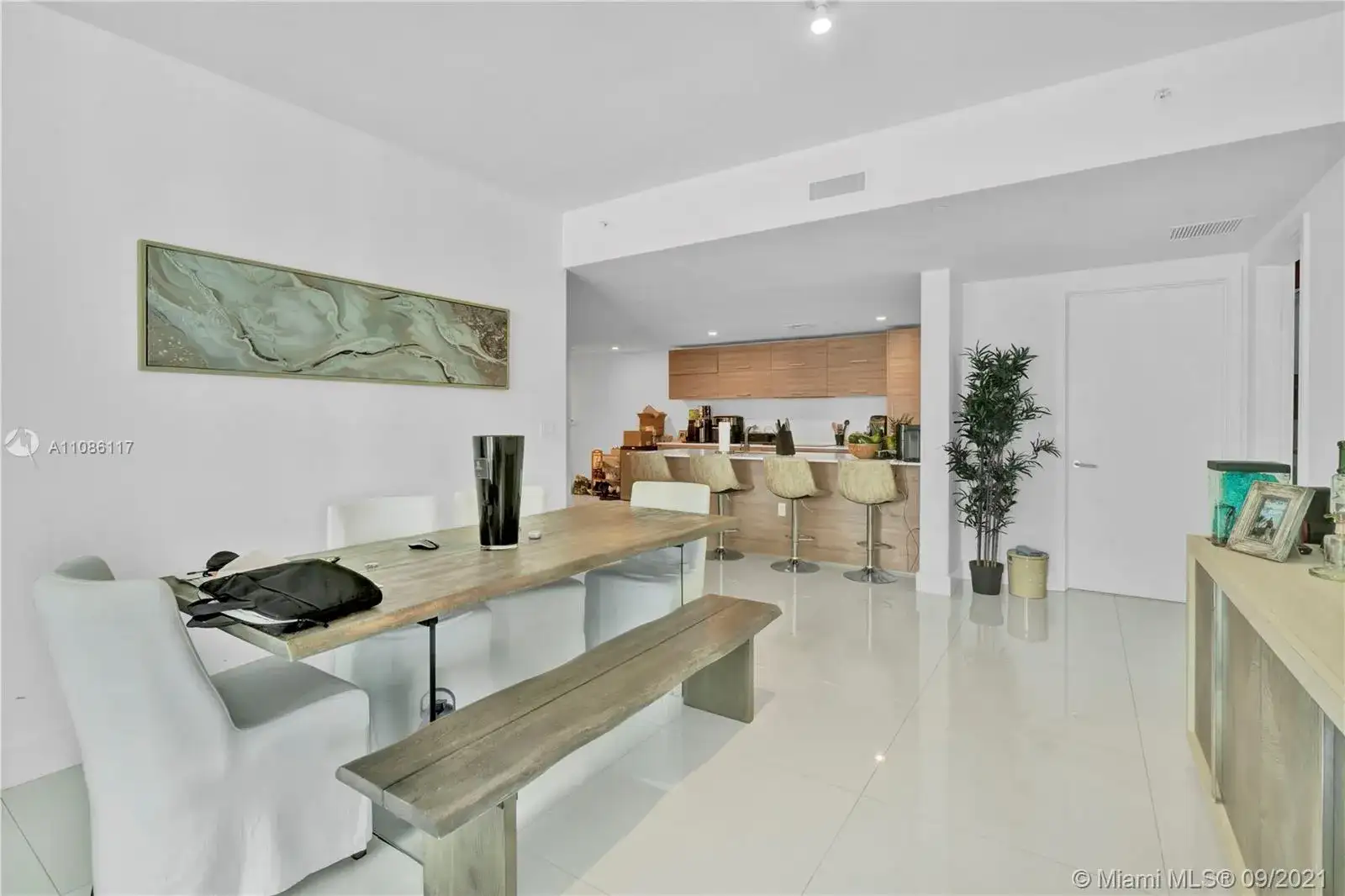 1300 S Miami Ave # 1610, Miami FL 33130 photo 4