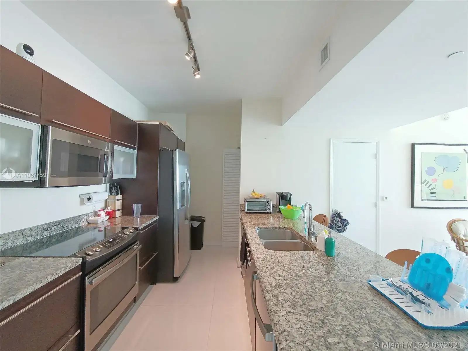 951 Brickell Ave # 1206, Miami FL 33131 photo 4