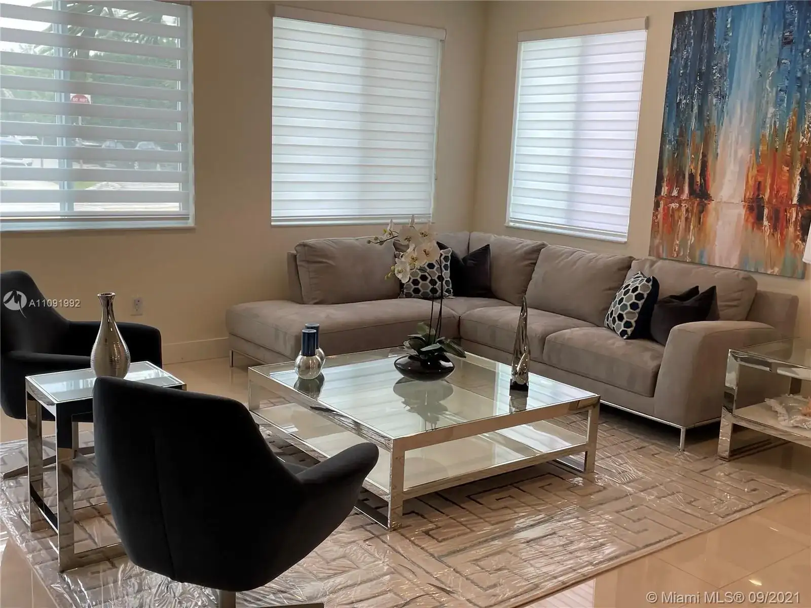 6681 NW 104th Ave, Doral FL 33178 photo 4