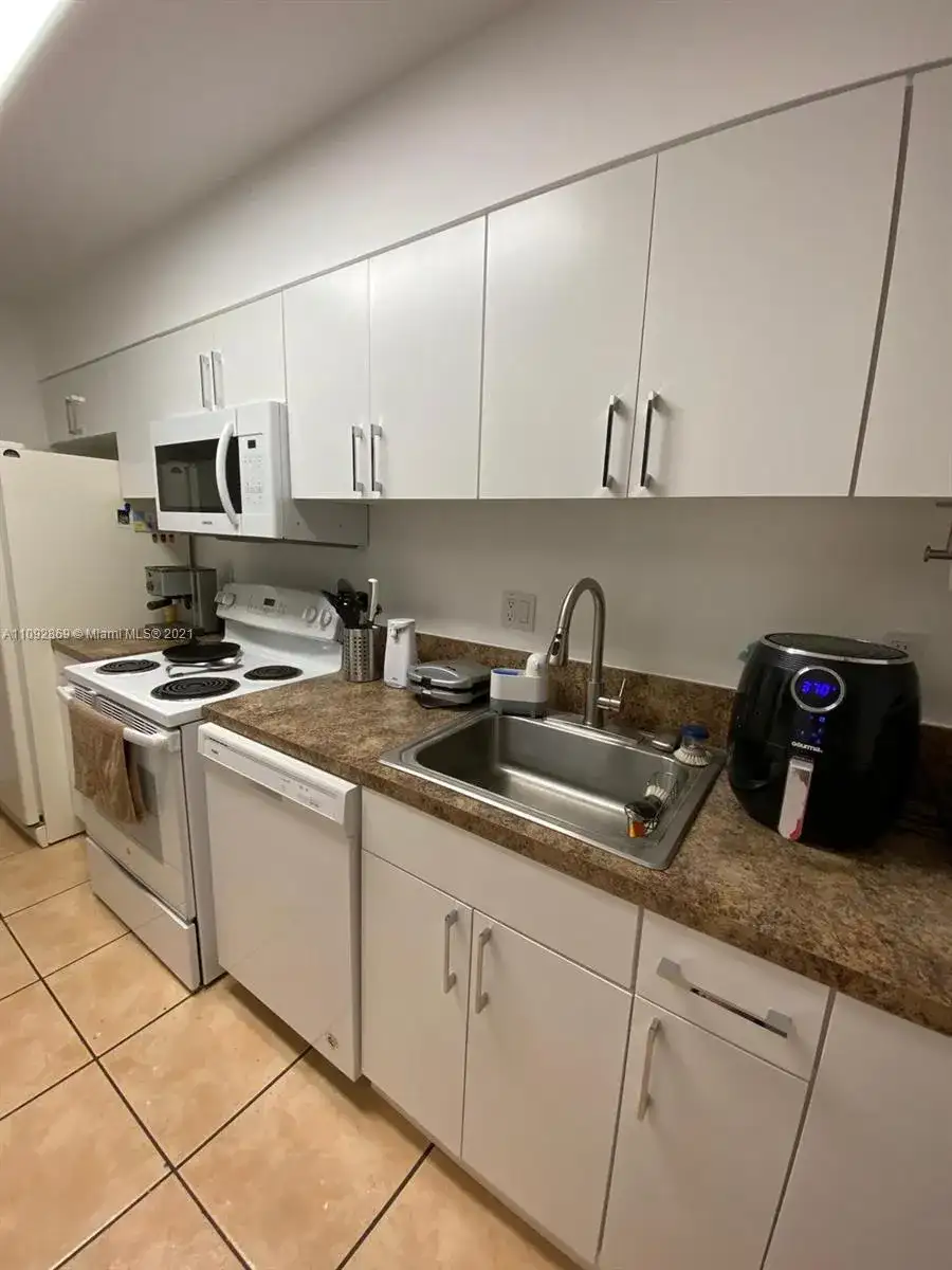 4110 NW 79th Ave # 2A, Doral FL 33166 photo 4