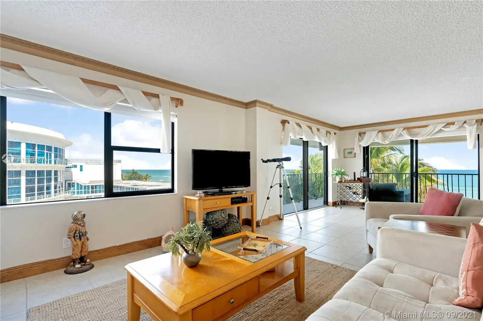 5415 Collins Ave # 407, Miami Beach FL 33140 photo 4