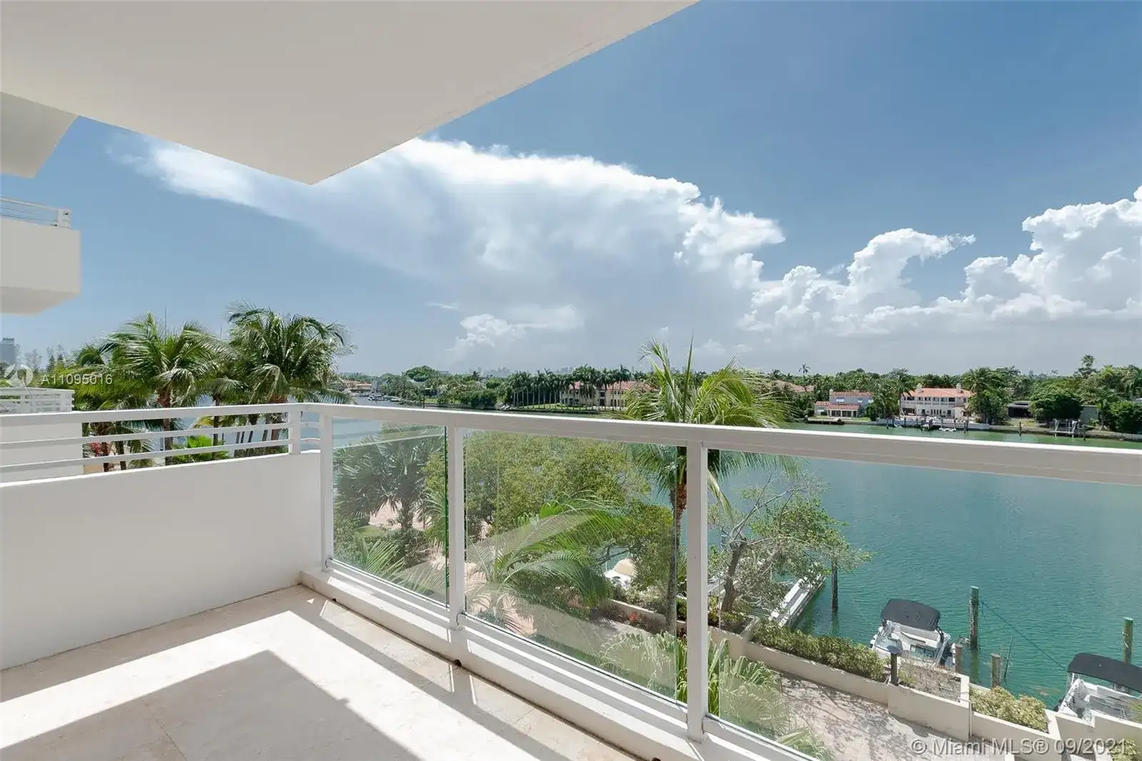 5600 Collins Ave # 5R, Miami Beach FL 33140 photo 2