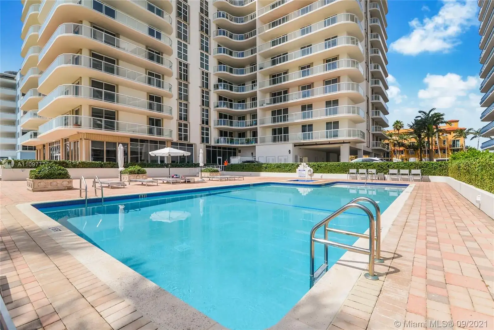 8855 Collins Ave # 6E, Surfside FL 33154 photo 2