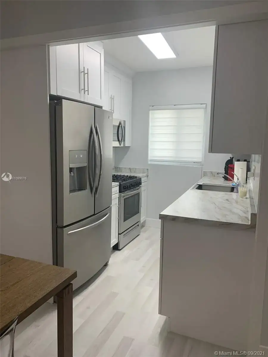 8129 Abbott Ave # 1, Miami Beach FL 33141 photo 5