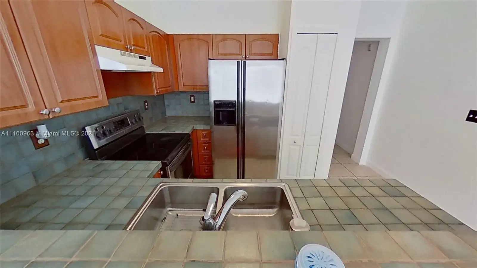 7250 NW 177th St # 16, Hialeah FL 33015 photo 2