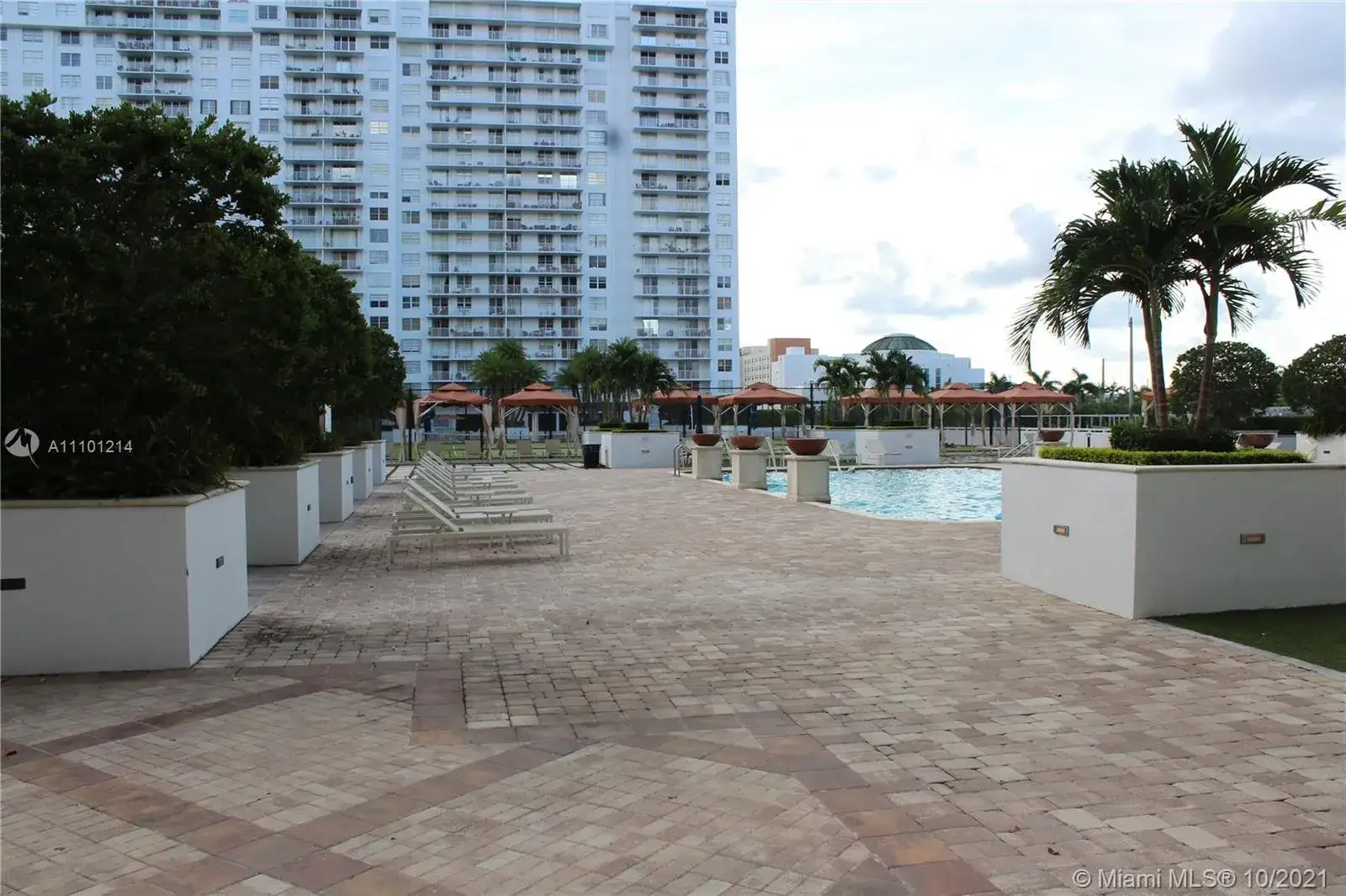 2851 NE 183rd St # 1706E, Aventura FL 33160 photo 5