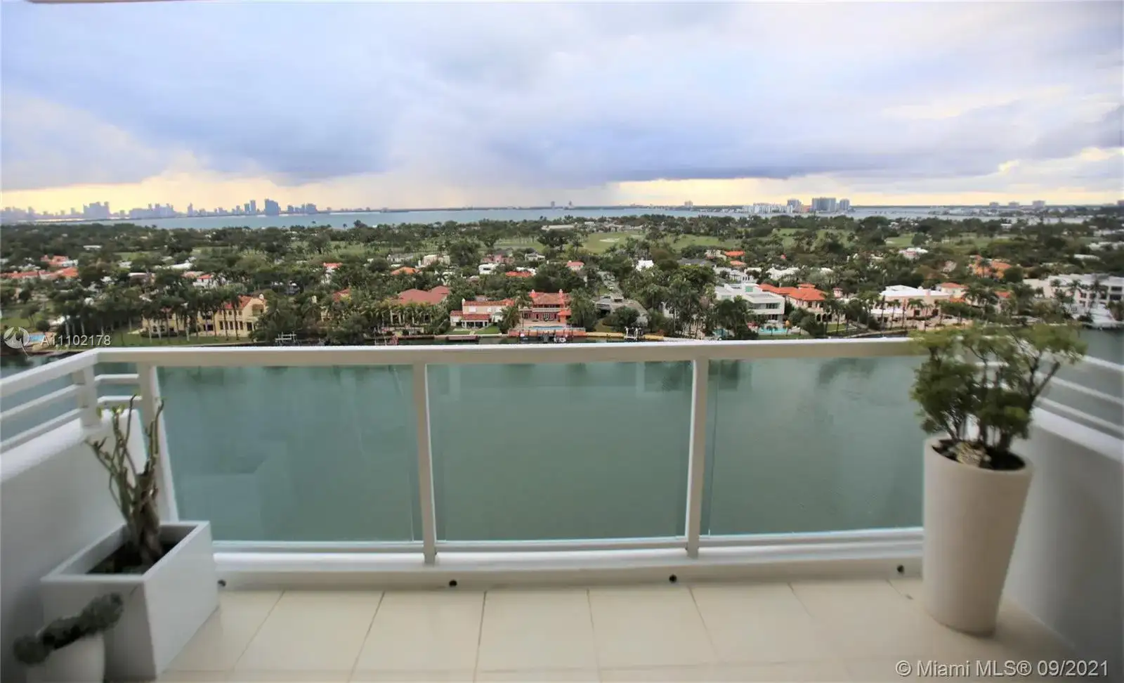 5600 Collins Ave # 16P, Miami Beach FL 33140 photo 3