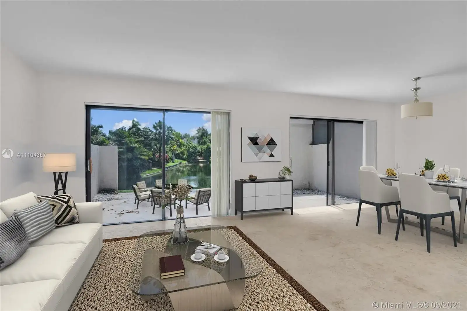 3010 Lakewood Ln # 319, Hollywood FL 33021 photo 2
