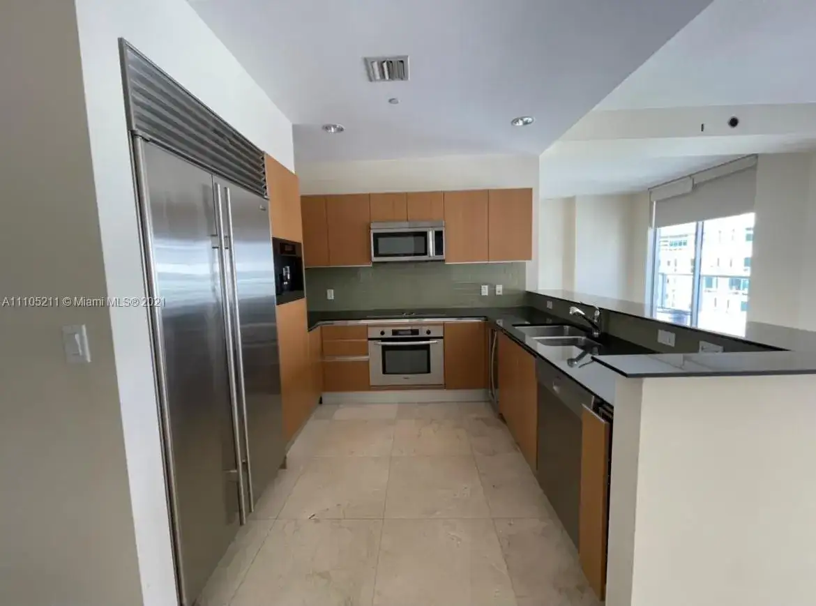 1060 Brickell Ave # 4307, Miami FL 33131 photo 5