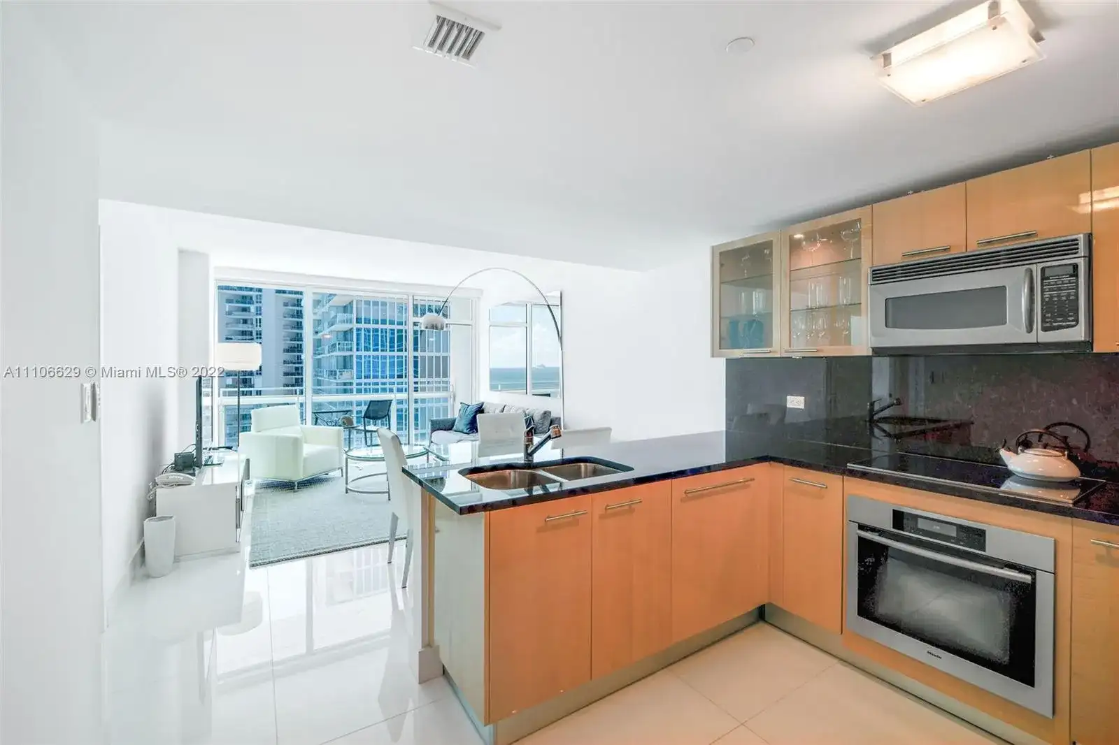 6801 Collins Ave # 1208, Miami Beach FL 33141 photo 2