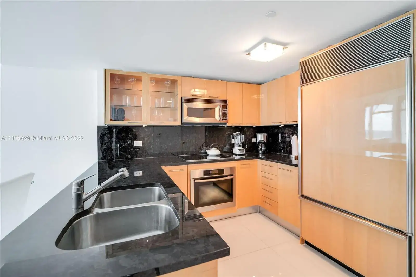 6801 Collins Ave # 1208, Miami Beach FL 33141 photo 3