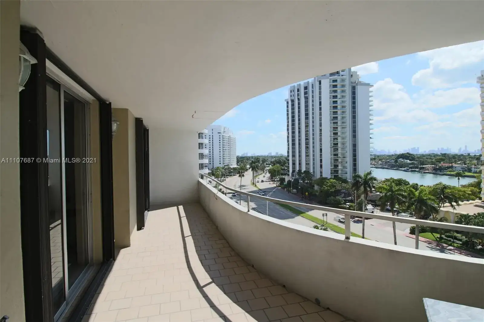 5555 Collins Ave # 8Z, Miami Beach FL 33140 photo 5