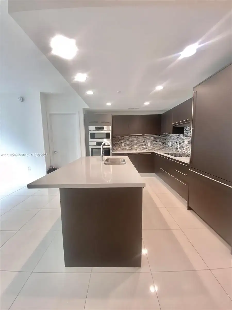 7661 NW 107th Ave # 407, Doral FL 33178 photo 4