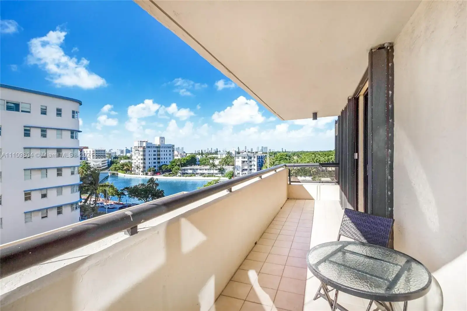 2555 Collins Ave # 714, Miami Beach FL 33140 photo 2
