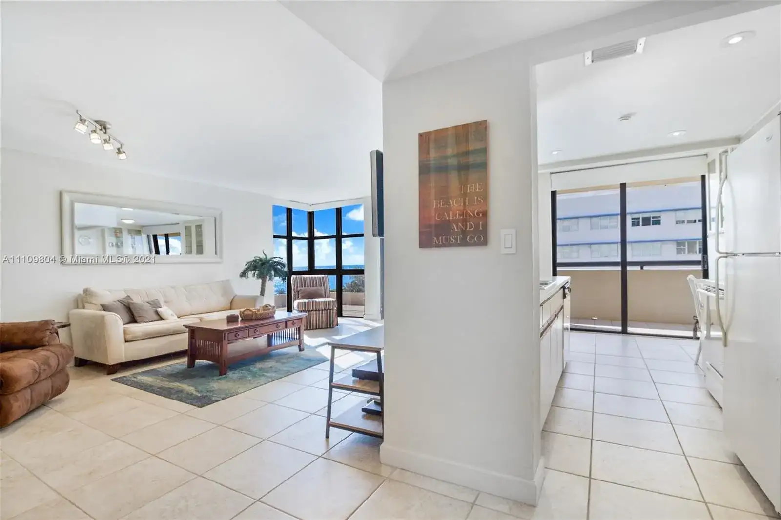 2555 Collins Ave # 714, Miami Beach FL 33140 photo 4