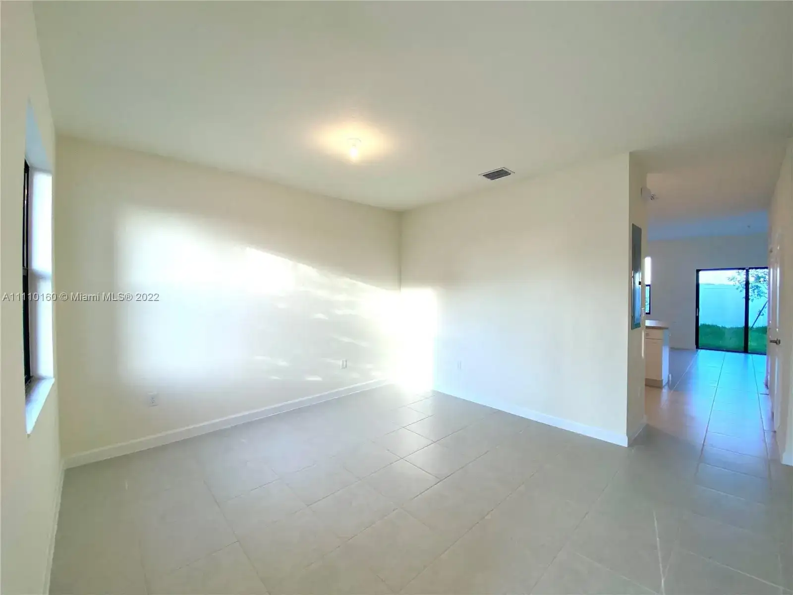 11119 W 34th Way, Hialeah FL 33018 photo 4