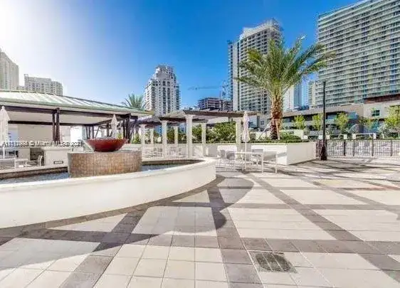 999 SW 1st Ave # 1511, Miami FL 33130 photo 2