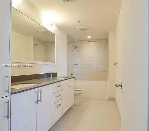 999 SW 1st Ave # 1511, Miami FL 33130 photo 5