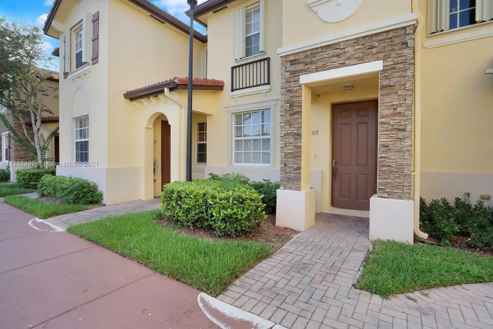1690 NE 33rd Ave # 6, Homestead FL 33033 photo 2