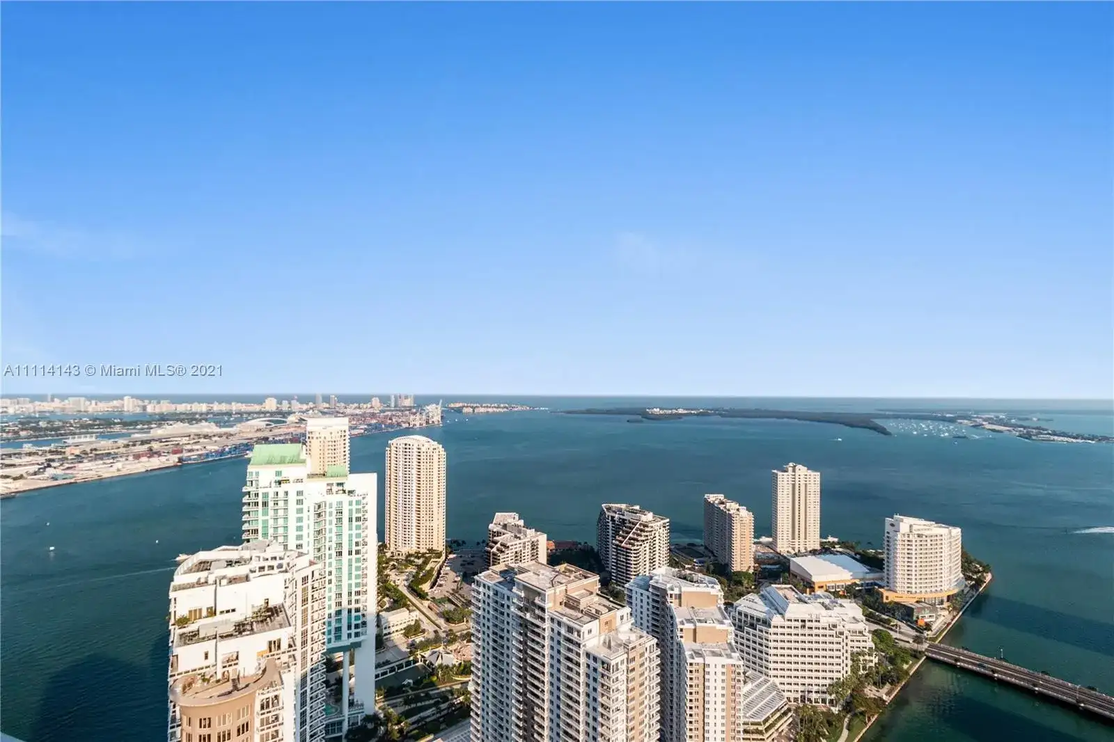 465 Brickell Ave # 5505, Miami FL 33131 photo 2