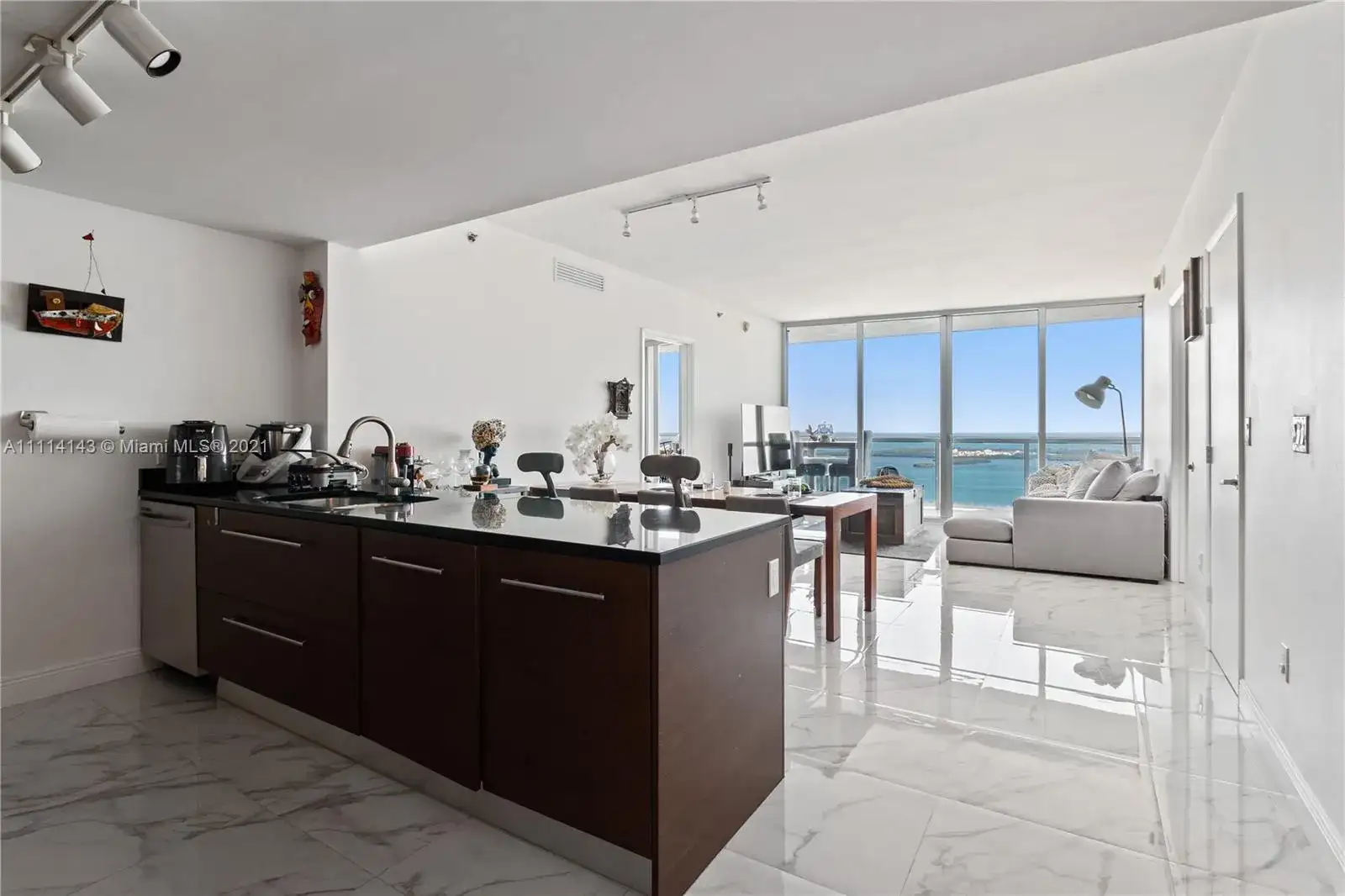 465 Brickell Ave # 5505, Miami FL 33131 photo 5