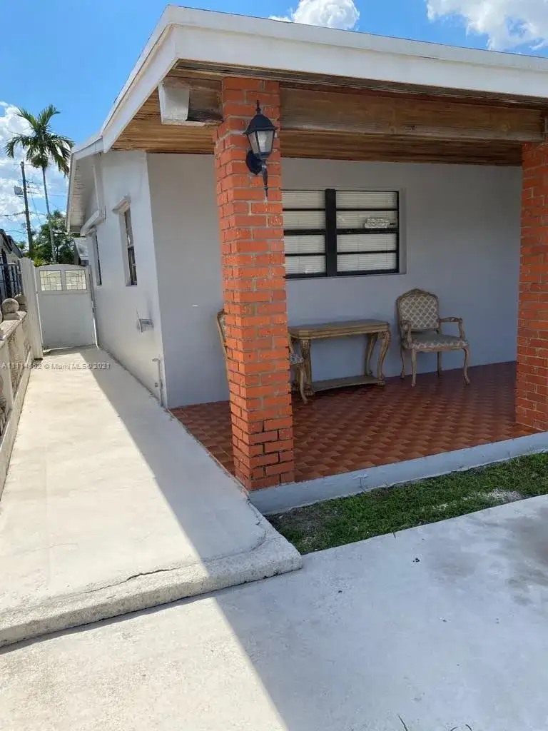 326 W 12th St, Hialeah FL 33010 photo 5
