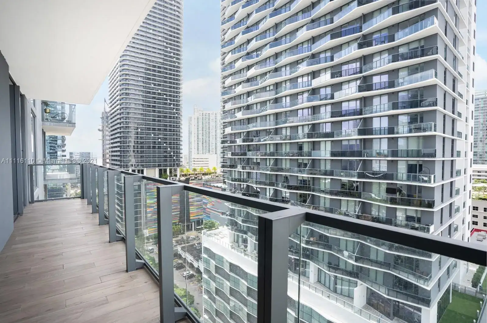 88 SW 7th St # 1202, Miami FL 33130 photo 5