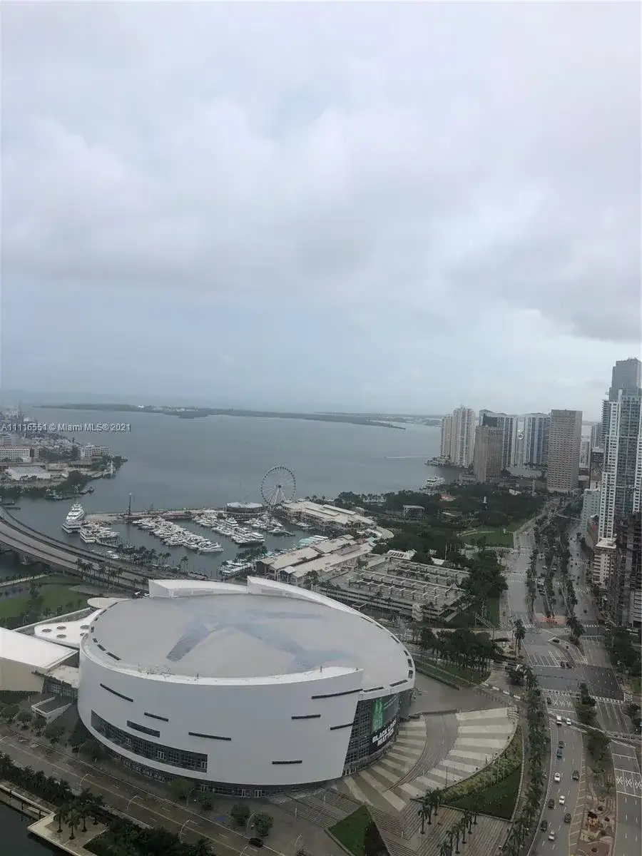 900 Biscayne Blvd # 4904, Miami FL 33132 photo 2