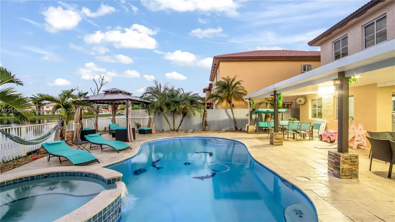2845 NE 41st Rd, Homestead FL 33033 photo 3