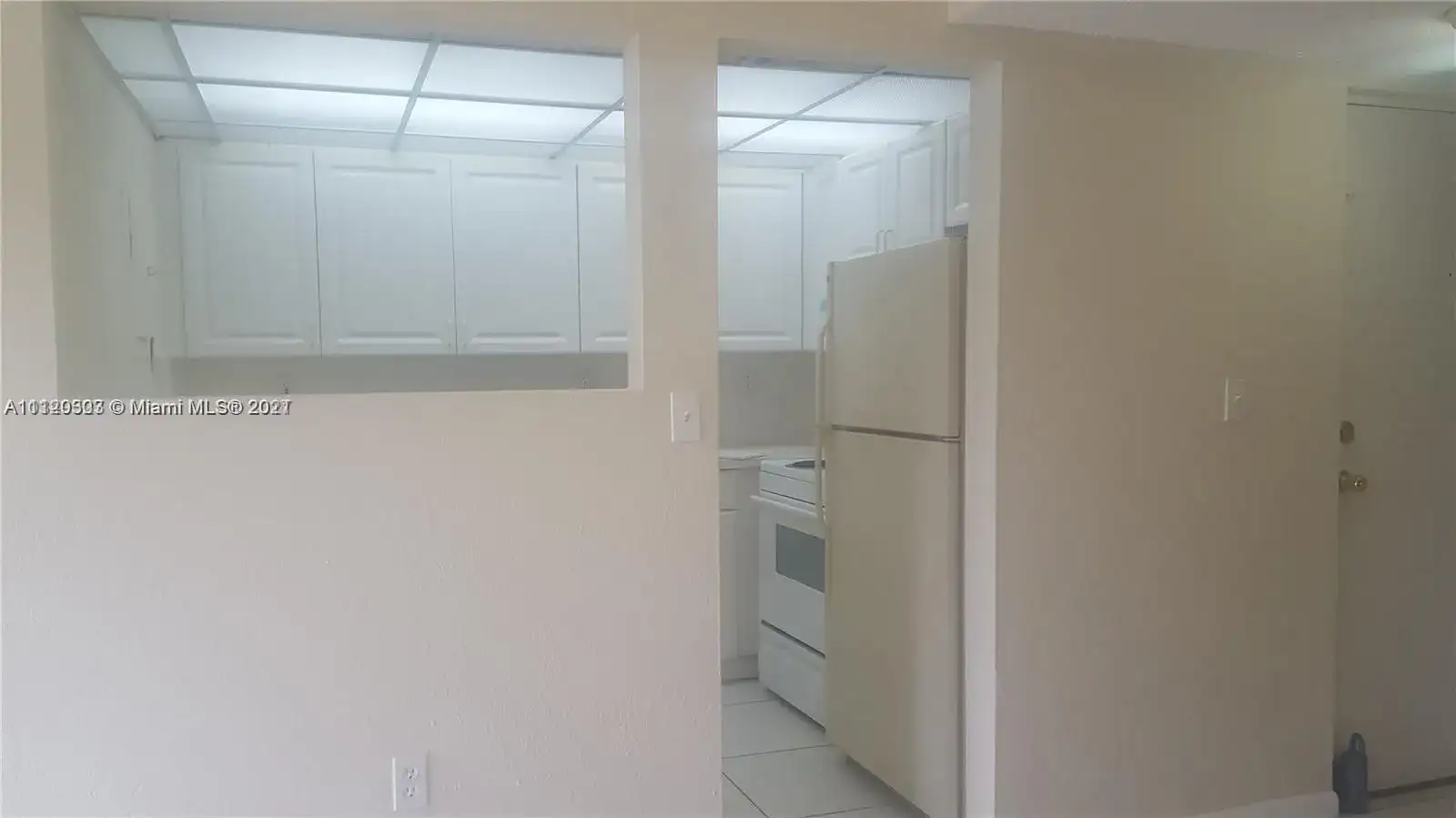 17650 NW 68th Ave # A2009, Hialeah FL 33015 photo 4