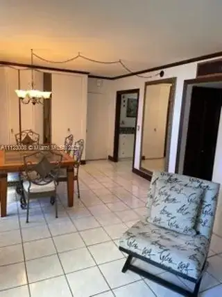 5005 Collins Ave # 325, Miami Beach FL 33140 photo 3