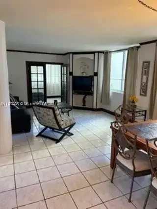 5005 Collins Ave # 325, Miami Beach FL 33140 photo 4
