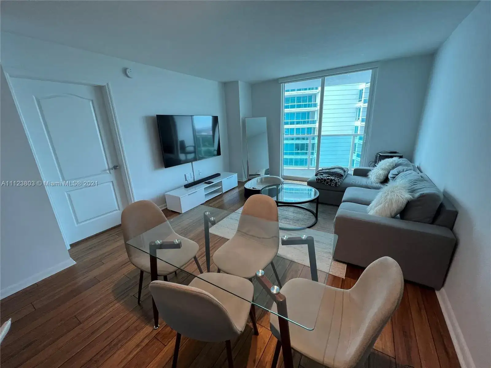 2101 Brickell Ave # 2608, Miami FL 33129 photo 3